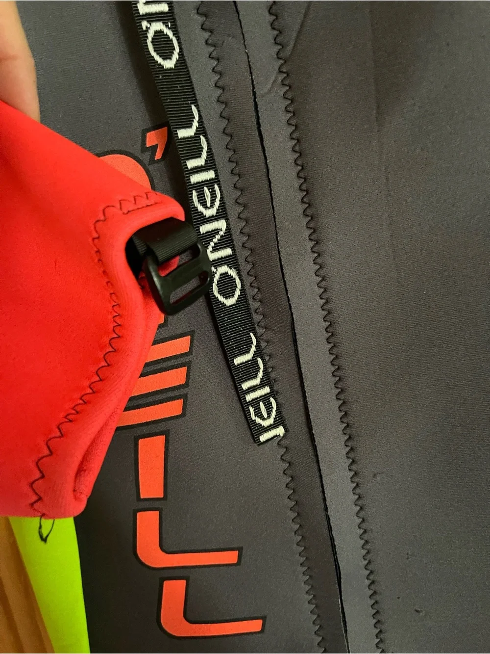 O'Neill Shorty Rashguard - Neon Orange , Lime & Charcoal juniors large